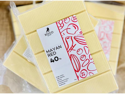Hvid chokolade Mayan Red 40% Xoco 3 x 1 kg